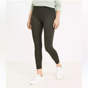 Lou & Grey Side Pocket Leggings Green Womens Size M